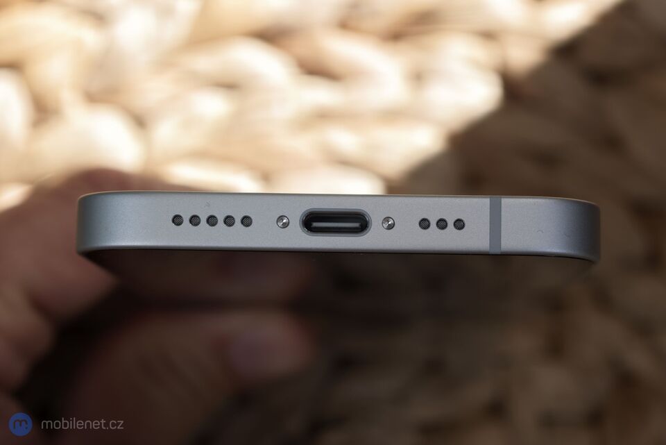 Apple iPhone 17e