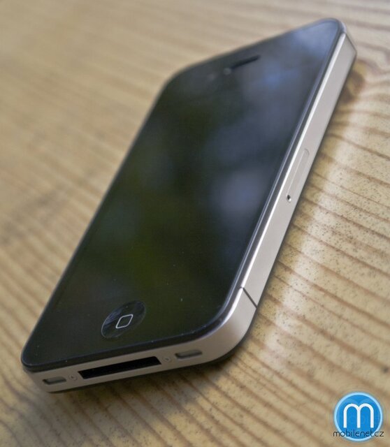 Apple iPhone 4S