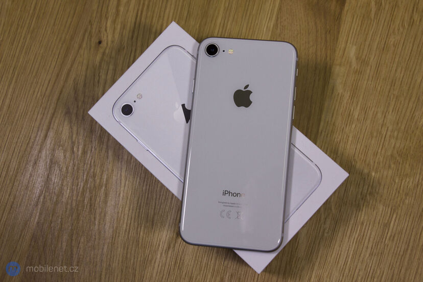 Apple iPhone 8