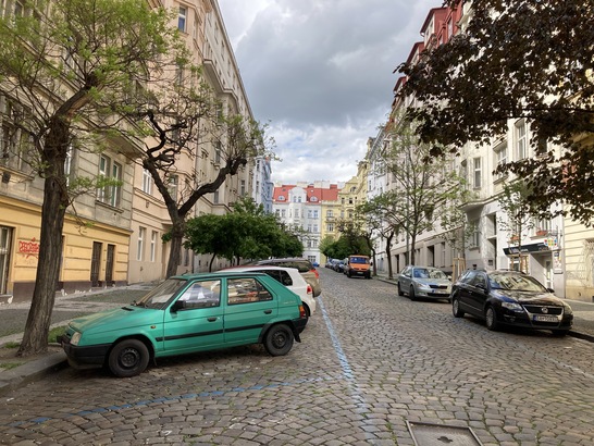 Apple iPhone SE (2020)