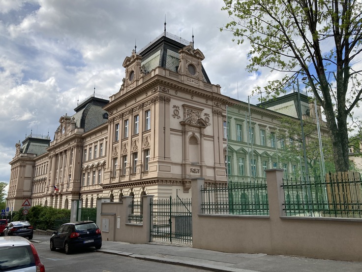 Apple iPhone SE (2020)