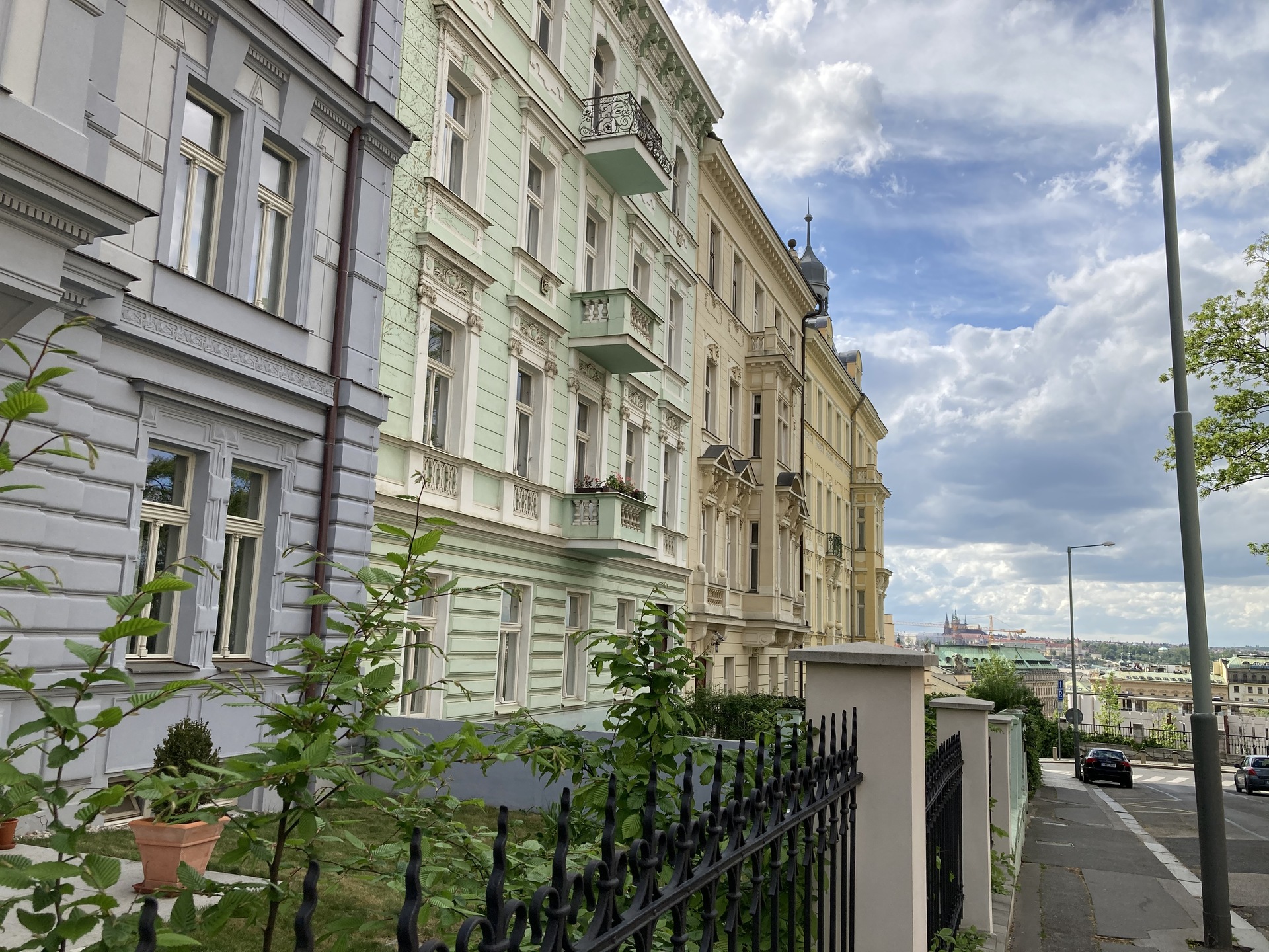 Apple iPhone SE (2020)