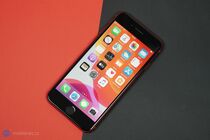 Apple iPhone SE (2020)