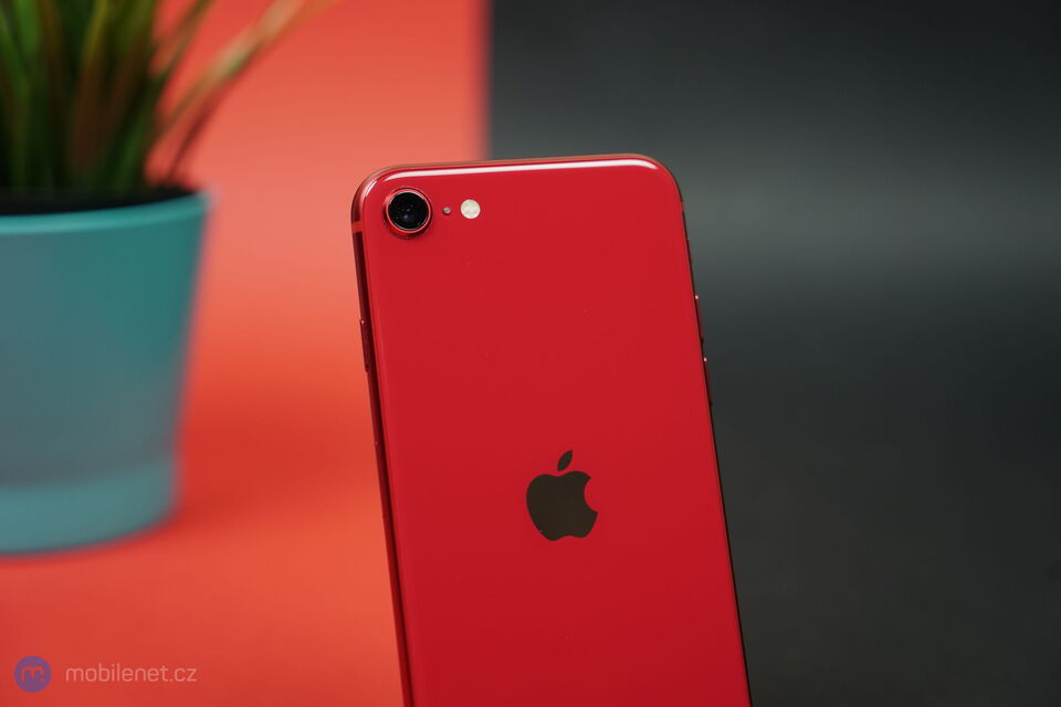 Apple iPhone SE (2020)