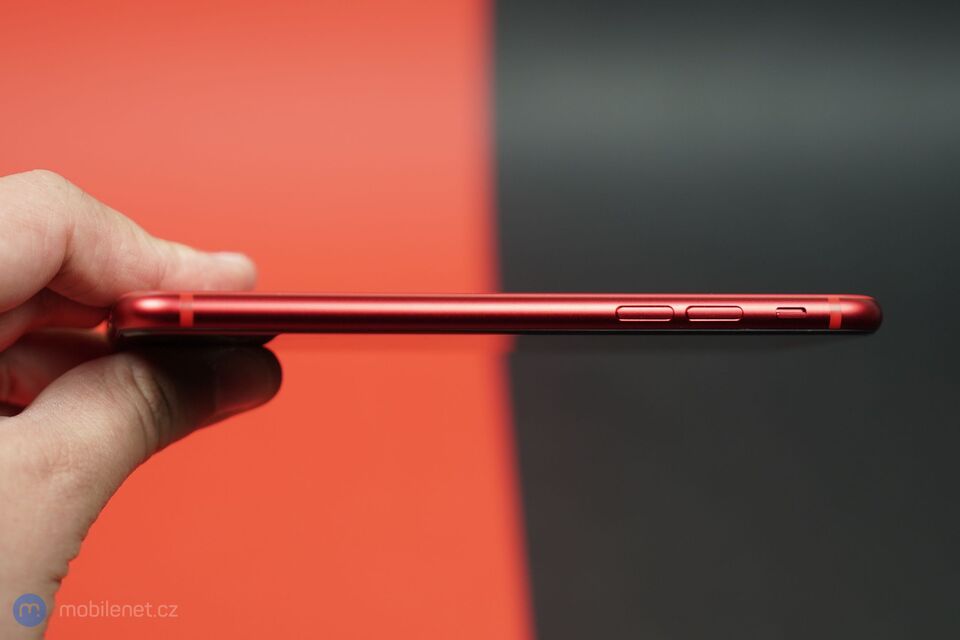 Apple iPhone SE (2020)