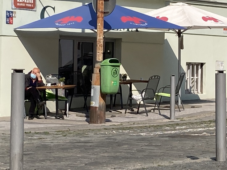 Apple iPhone SE (2020)