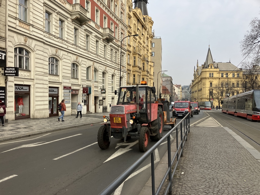 Apple iPhone SE (2022)