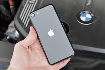 Apple iPhone SE (2022)