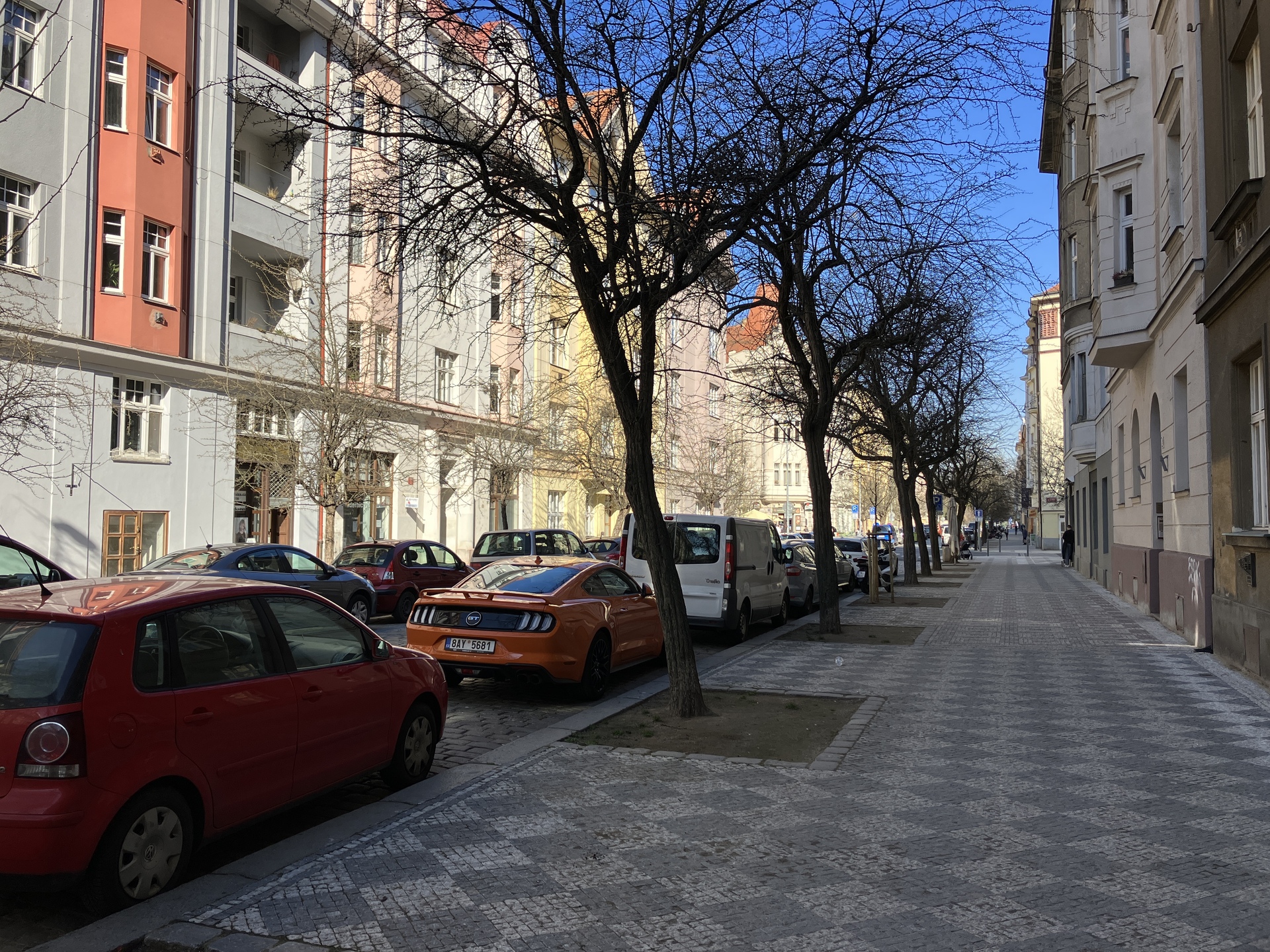 Apple iPhone SE (2022)