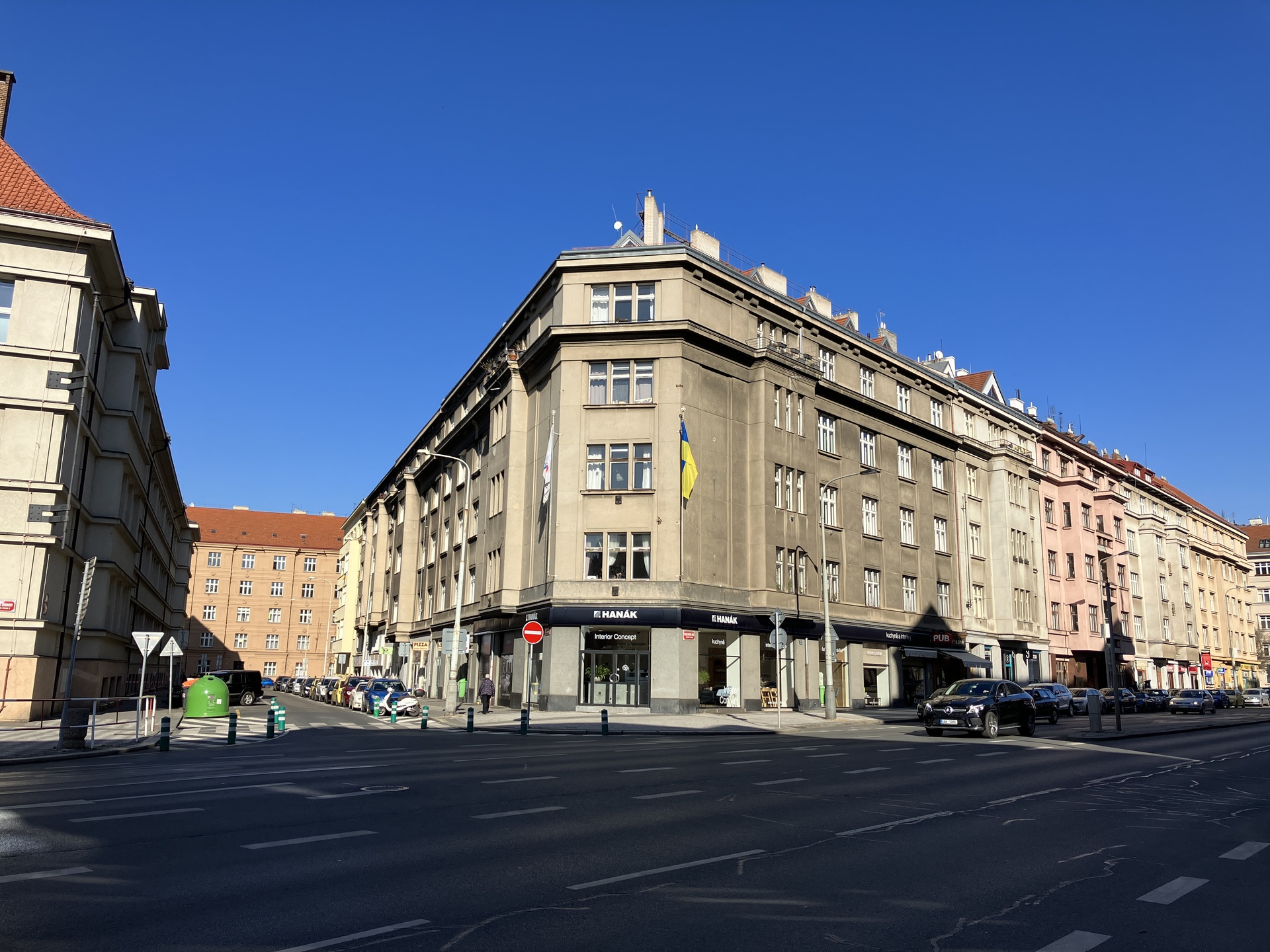 Apple iPhone SE (2022)