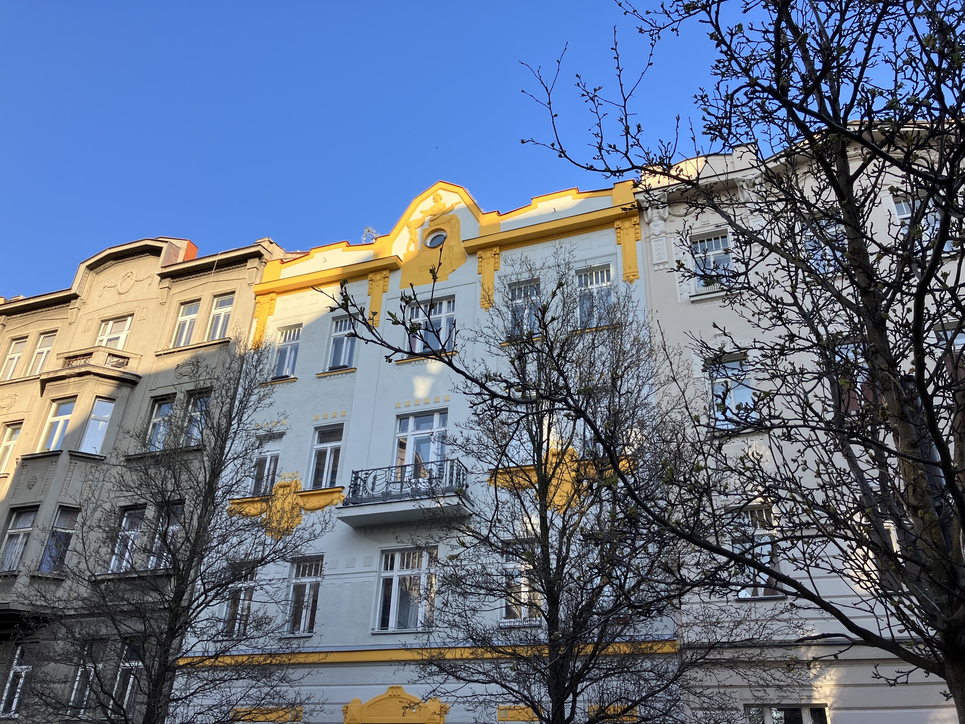 Apple iPhone SE (2022)