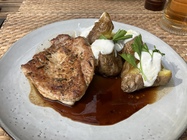 Apple iPhone SE (2022)