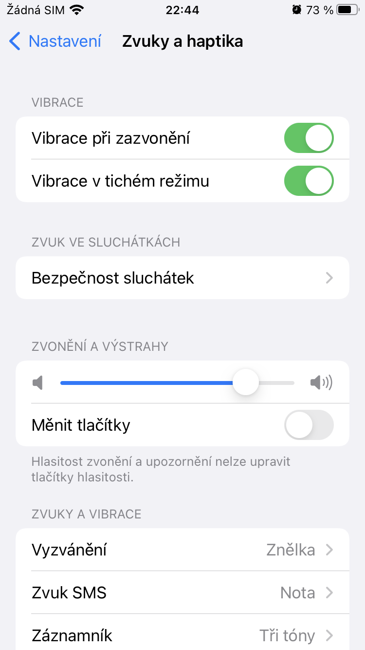 Apple iPhone SE (2022)