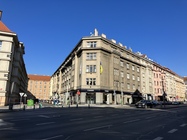 Apple iPhone SE (2022)