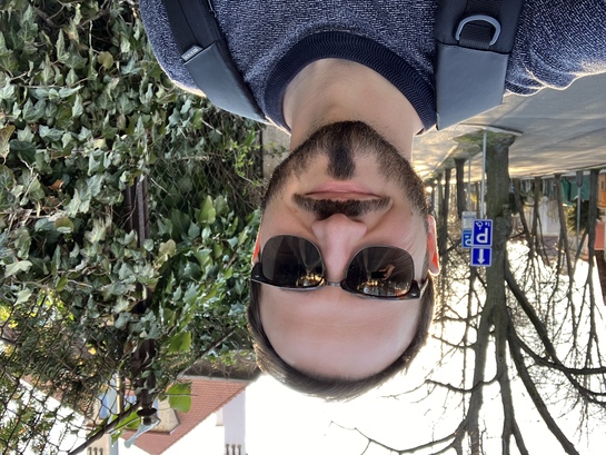 Apple iPhone SE (2022)