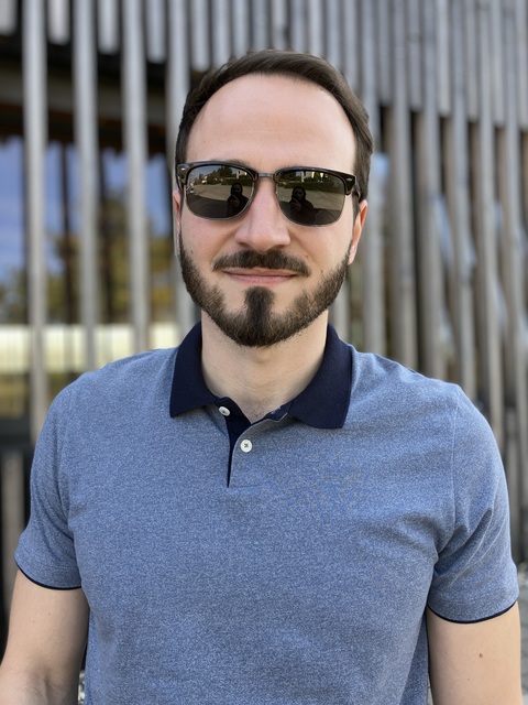 Apple iPhone SE (2022)