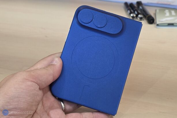 Apple iPhone Ultra (Fold)