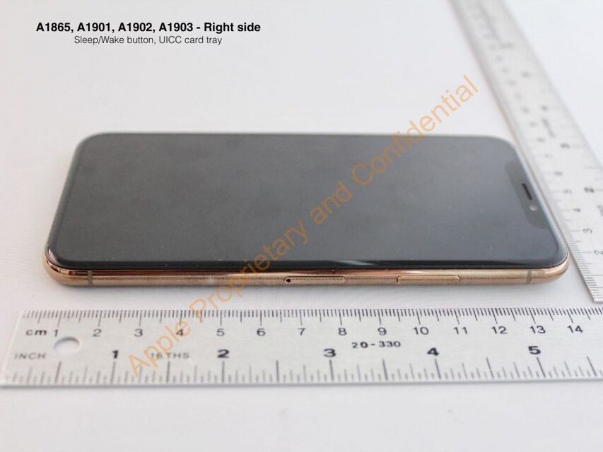 Apple iPhone X zlatý