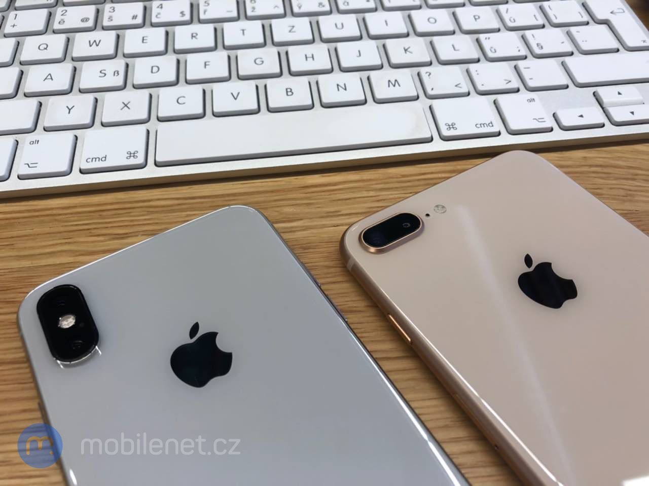 Apple iPhone Xs