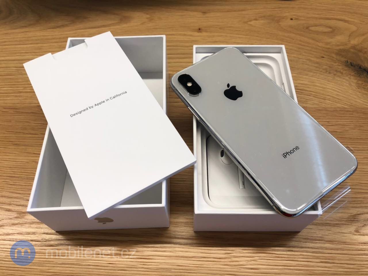 Apple iPhone Xs