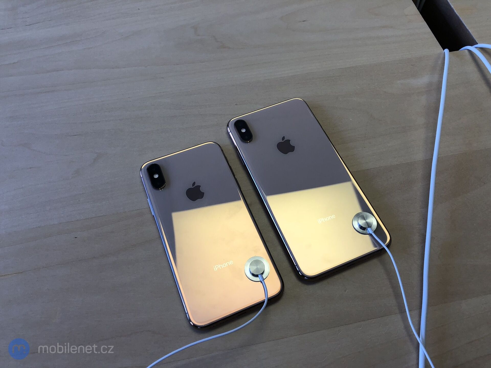 Apple iPhone Xs