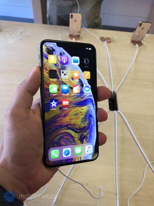 Apple iPhone Xs