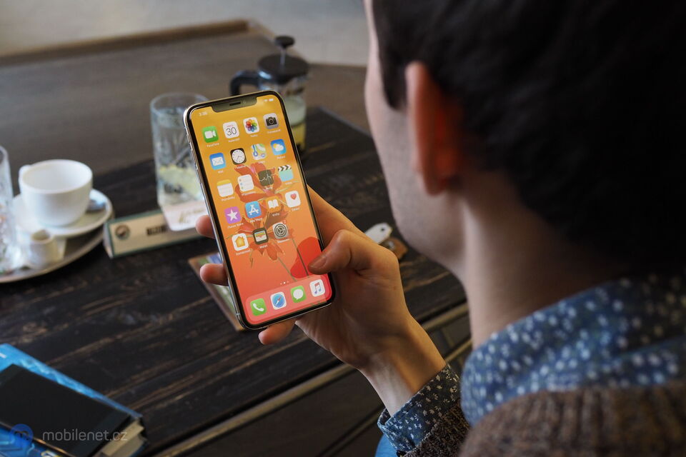 Apple iPhone Xs Max