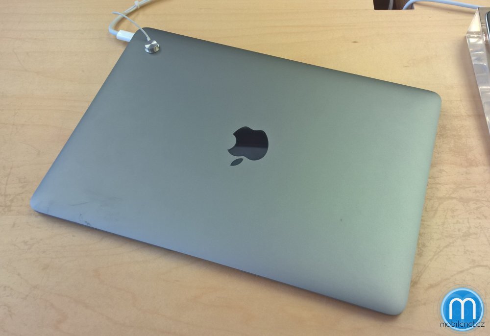 Apple MacBook (2015)