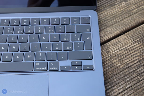 Apple MacBook Air 13\" (M3)