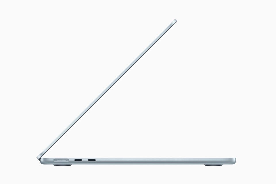 Apple MacBook Air (2025)