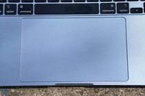 Apple MacBook Air (2025)