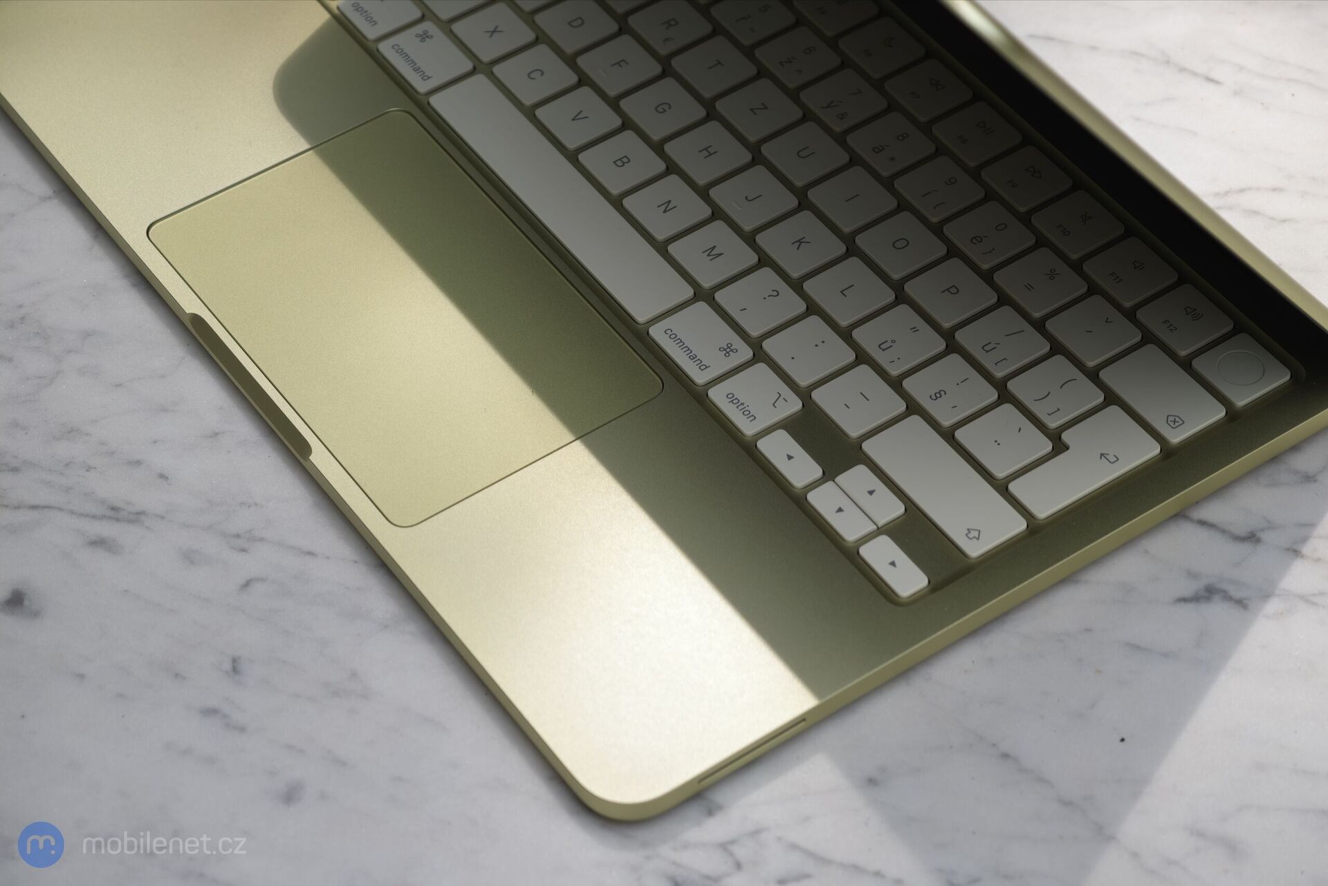 Apple MacBook Neo