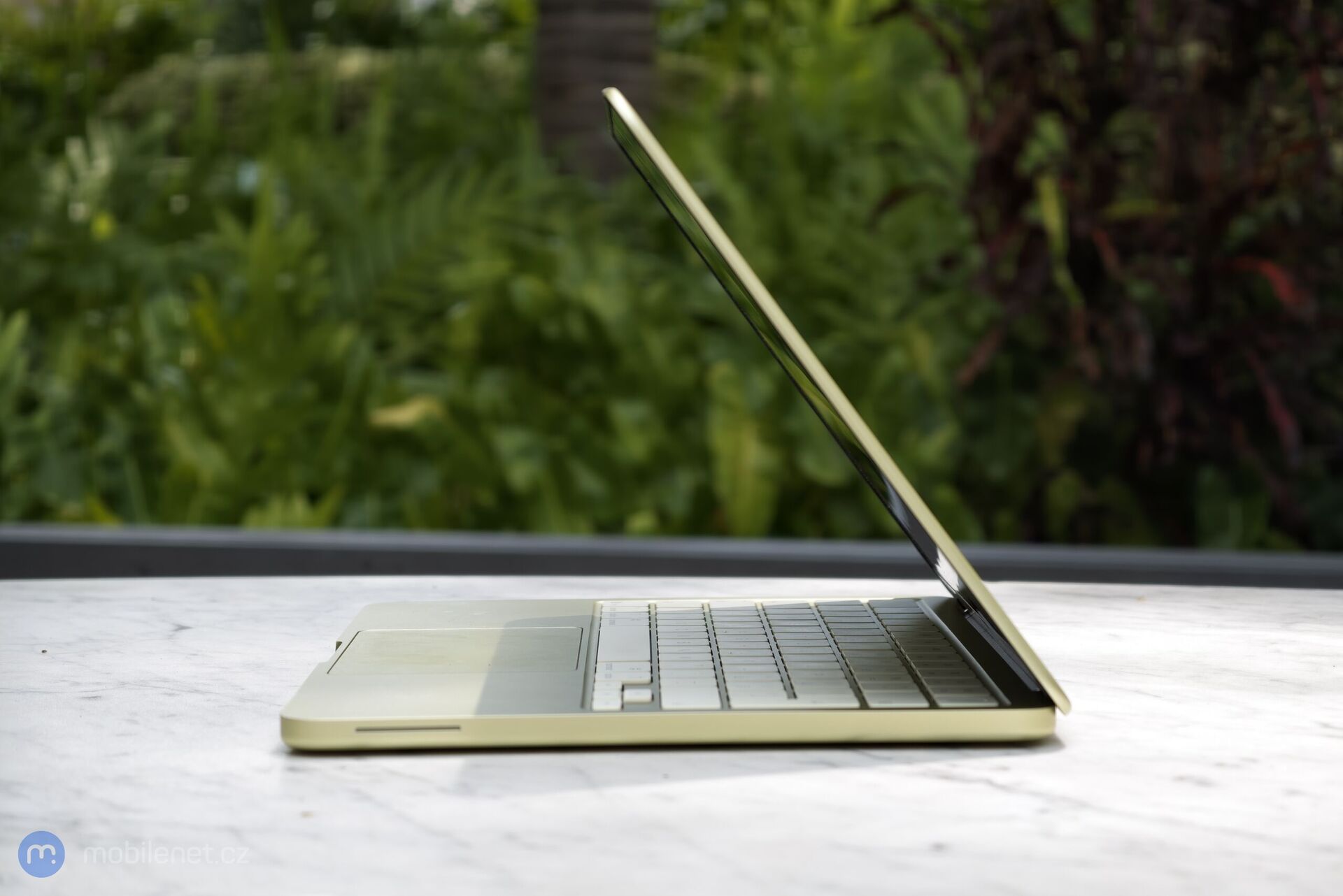Apple MacBook Neo