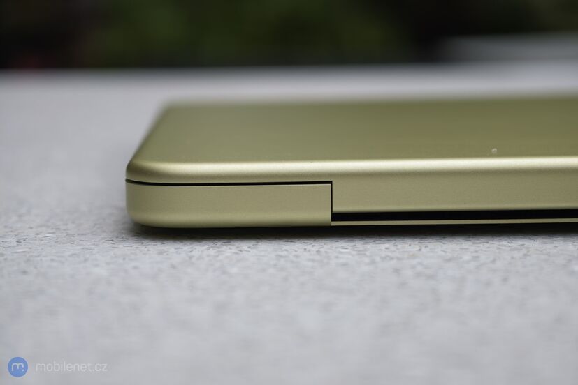 Apple MacBook Neo