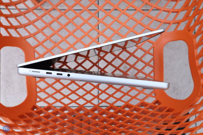 Apple MacBook Pro 14\" (2023)