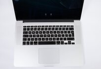 Apple MacBook Pro 15 Retina