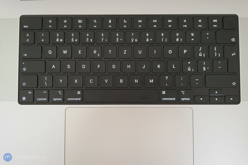 Apple MacBook Pro 16\" M2 Pro