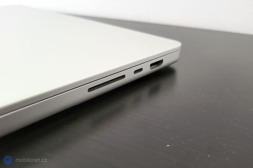 Apple MacBook Pro 16\" M2 Pro