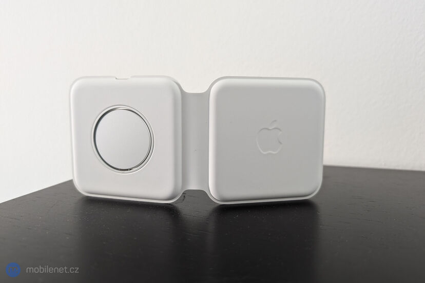 Apple MagSafe Duo Charger