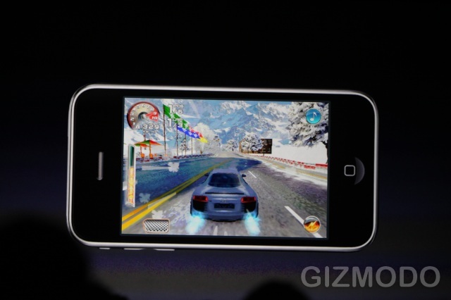 Apple představil nový OS 3.0 pro iPhone: známe podrobnosti