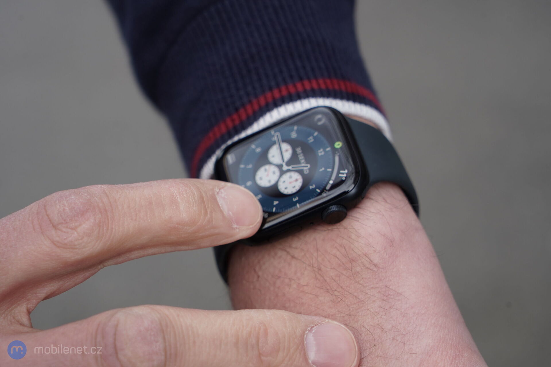 Apple Watch 9 - displej