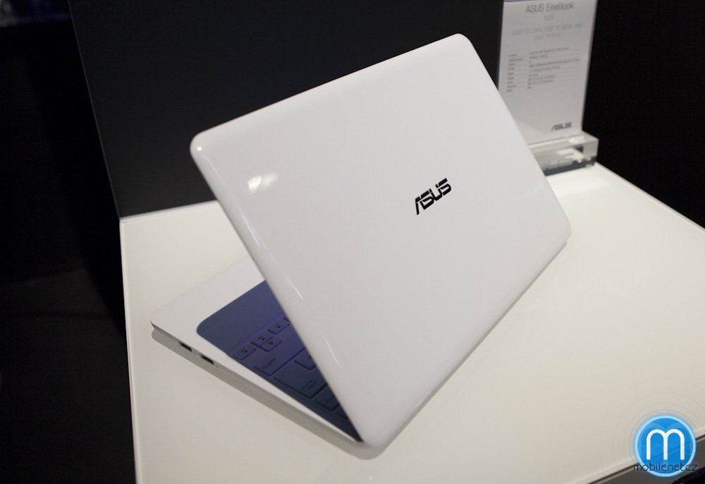 ASUS EeeBook X205