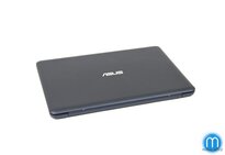 ASUS EeeBook X205