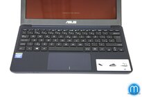 ASUS EeeBook X205