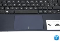 ASUS EeeBook X205