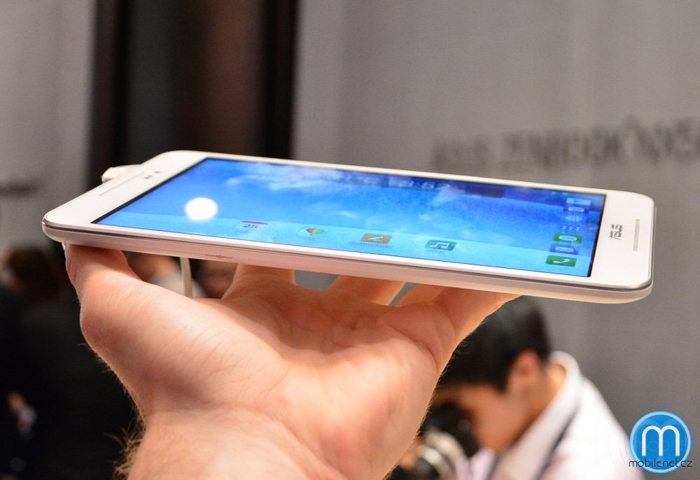 ASUS FonePad 8 (2014)