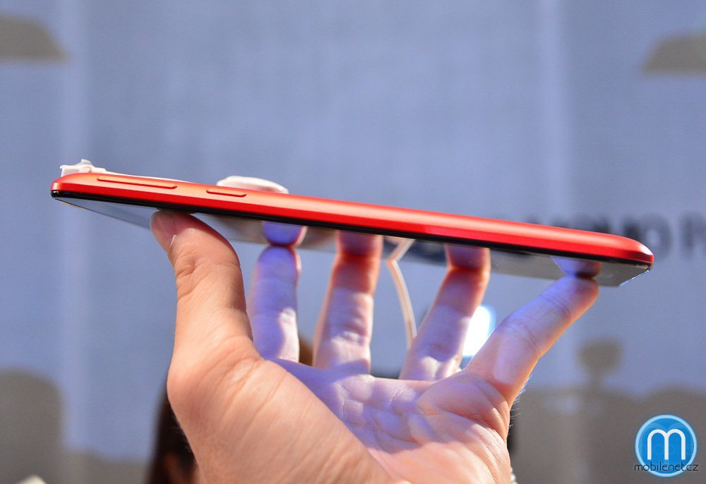 ASUS MeMo Pad 7 (2014)