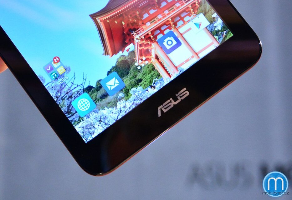 ASUS MeMo Pad 7 (2014)