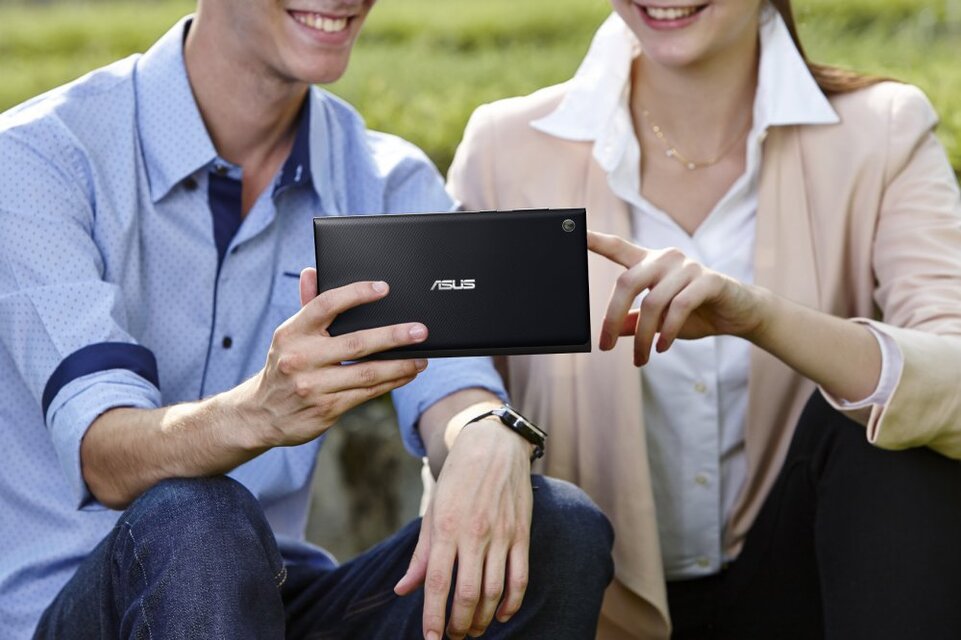 ASUS MeMo Pad 7 ME572CL