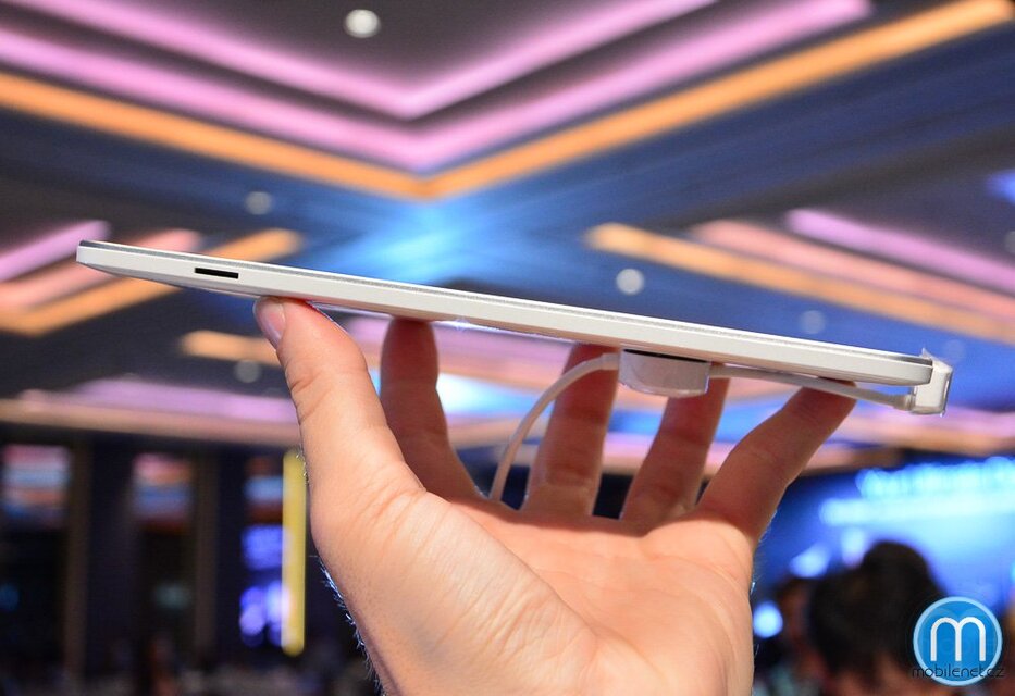 ASUS MeMo Pad 8 (2014)